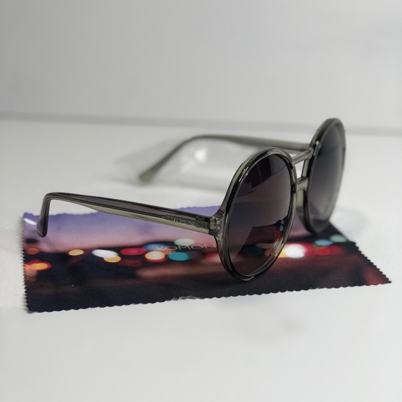 KOMONO Coco Black Smoke Sunglasses (NEW) - Picture 8 of 11
